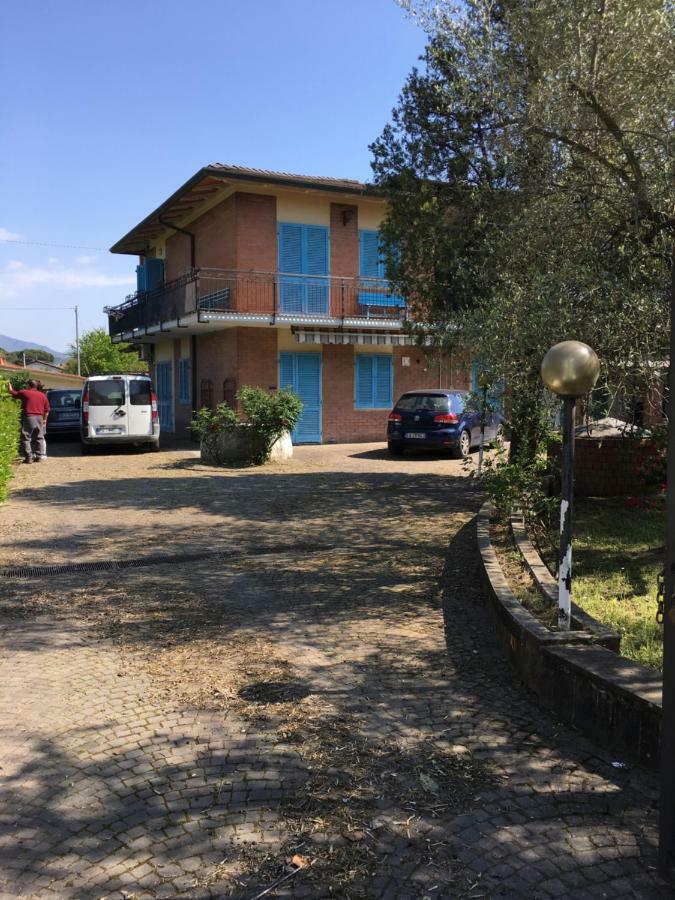 Casa Degli Zii Appartamento Guido Luni Eksteriør billede