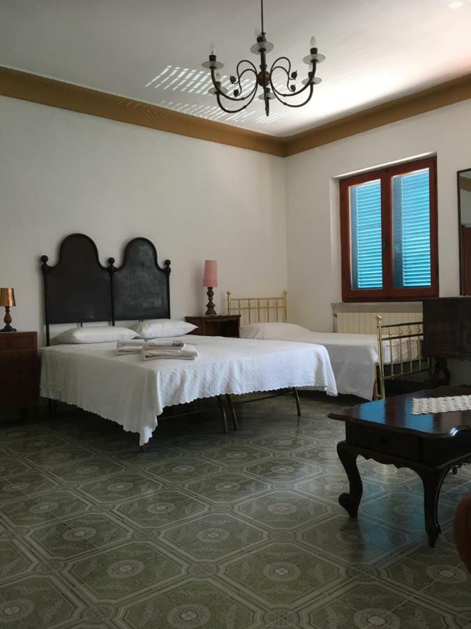 Casa Degli Zii Appartamento Guido Luni Eksteriør billede